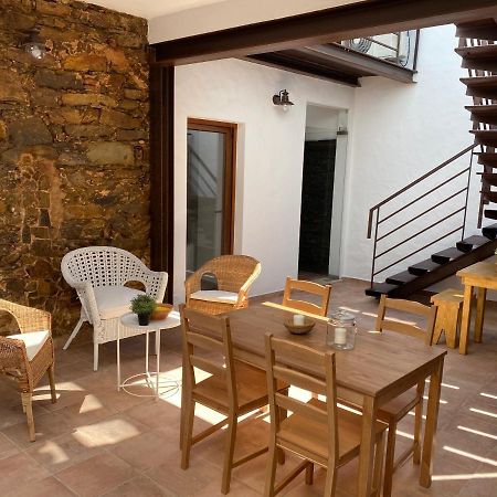 לינה וארוחת בוקר Almodôvar Casa Da Igrejja מראה חיצוני תמונה