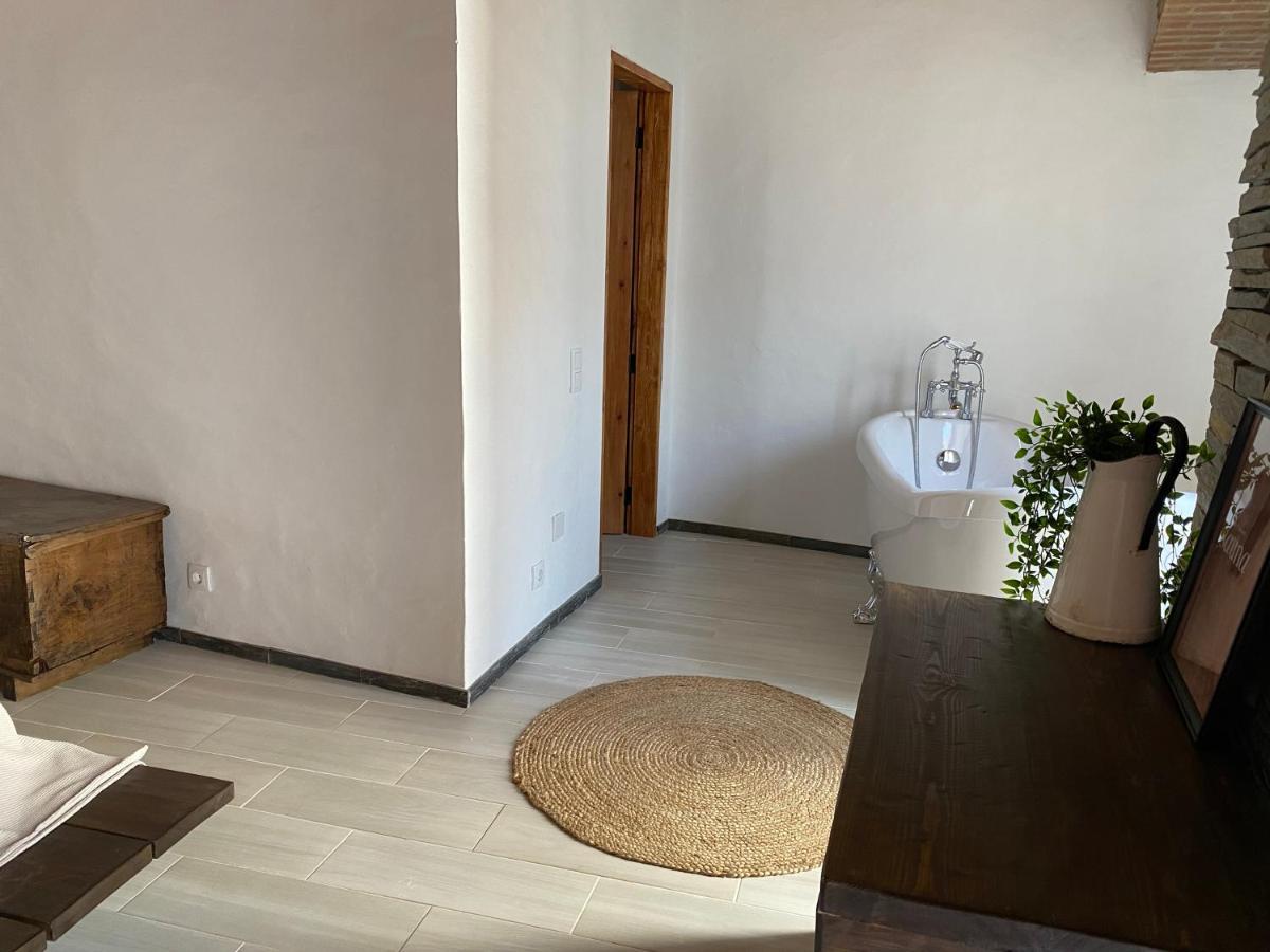 לינה וארוחת בוקר Almodôvar Casa Da Igrejja מראה חיצוני תמונה